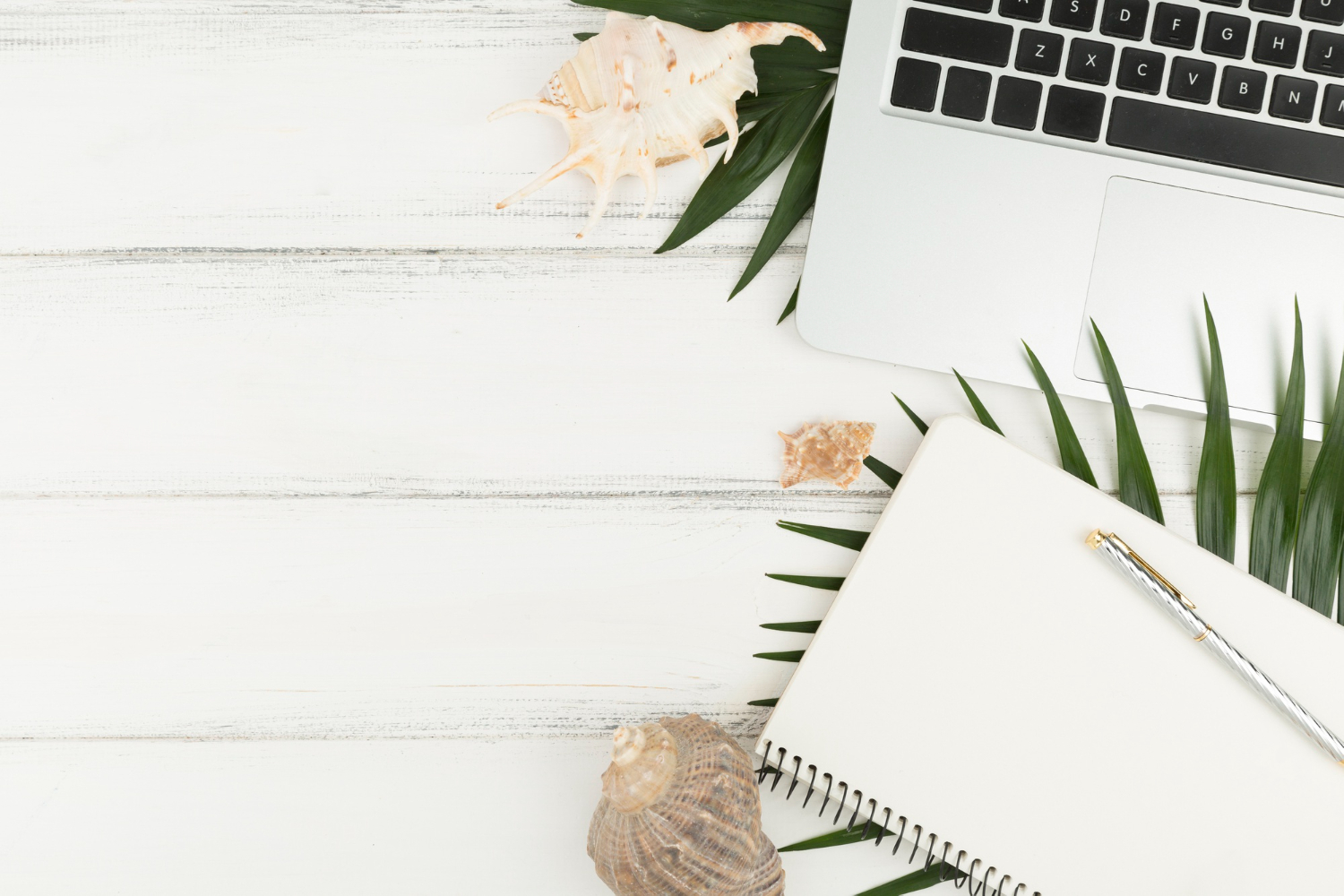 Dirección compartida SINCAOS - Este servicio es un acompañamiento estratégico y operativo continuo. Nos integramos en tu negocio como figura de dirección compartida: una Project Manager que piensa contigo, lidera contigo y se encarga de que todo avance con foco, orden y dirección real. - Sincaos Lab - 1